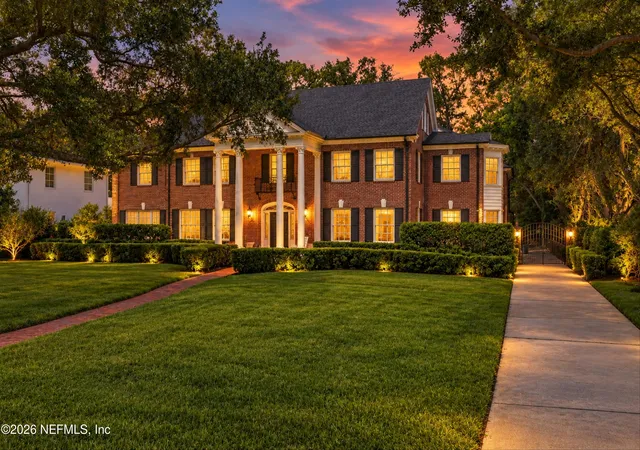 Photo 1 of Mansion for sale at 959 Maple Ln, Jacksonville, FL 32207 | MLS# 2163570 | Listing updated on 2026-09-25