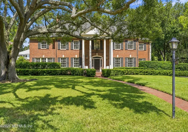 Photo 2 of Mansion for sale at 959 Maple Ln, Jacksonville, FL 32207 | MLS# 2163570 | Listing updated on 2026-09-25