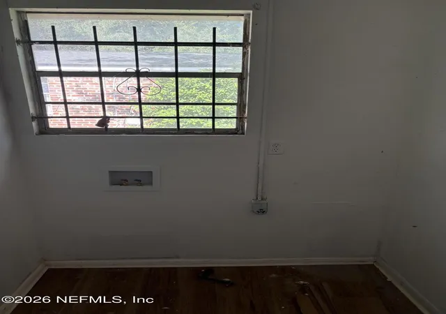 Photo 3 of Single family home for sale at 2081 Baldwin St, Jacksonville, FL 32209 | MLS# 2157657 | Listing updated on 2026-09-16