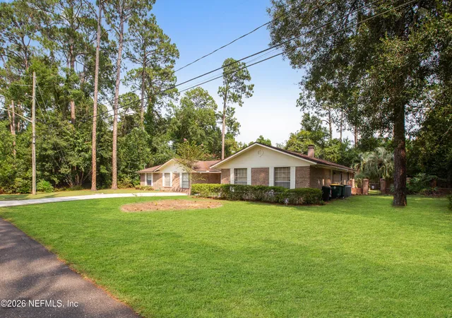 Photo 3 of Single family home for sale at 3102 Shady Dr, Jacksonville, FL 32257 | MLS# 2157789 | Listing updated on 2026-09-19