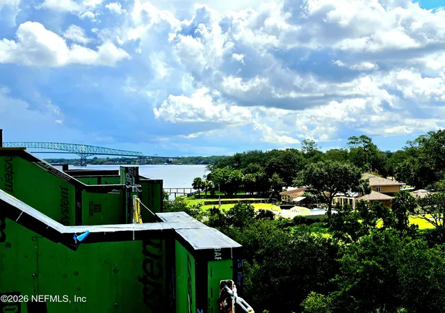 Photo 2 of Townhouse for sale at 2022 Prudential Dr, Jacksonville, FL 32207 | MLS# 2161372 | Listing updated on 2026-09-06