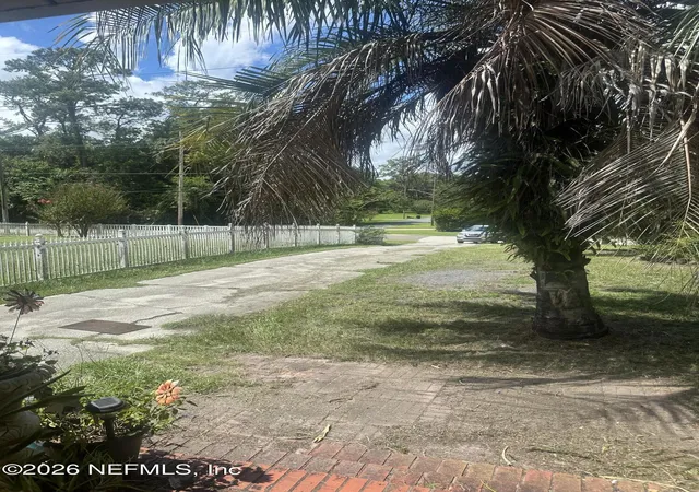 Photo 3 of Single family home for sale at 1381 Hamilton St, Jacksonville, FL 32205 | MLS# 2158667 | Listing updated on 2026-09-21