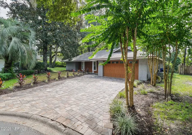 Single family home for sale at 92 Abalone Ln E, Ponte Vedra Beach, FL 32082 | MLS# 2159063