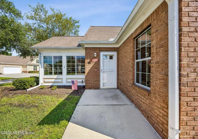Photo 3 of Sale Pending at 4295 Edgewater Xing Dr #4-3, Jacksonville, FL 32257 | MLS# 2159284 | Listing updated on 2026-09-03