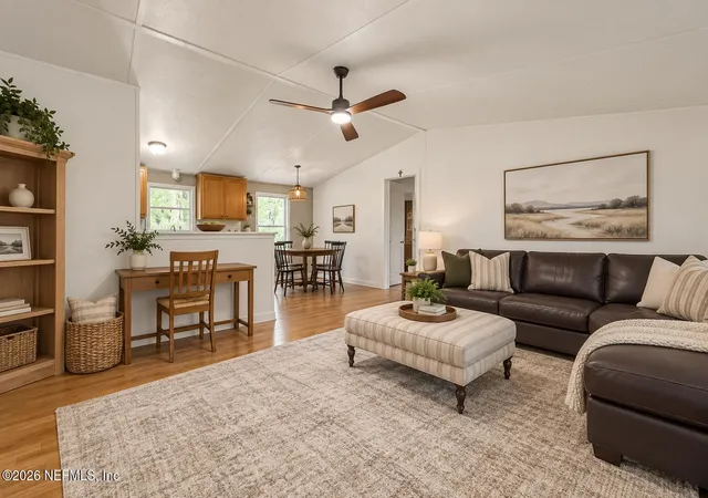 Photo 4 of Manufactured home for sale at 6308 Grandview Ct, Keystone Heights, FL 32656 | MLS# 2159577 | Listing updated on 2026-10-05