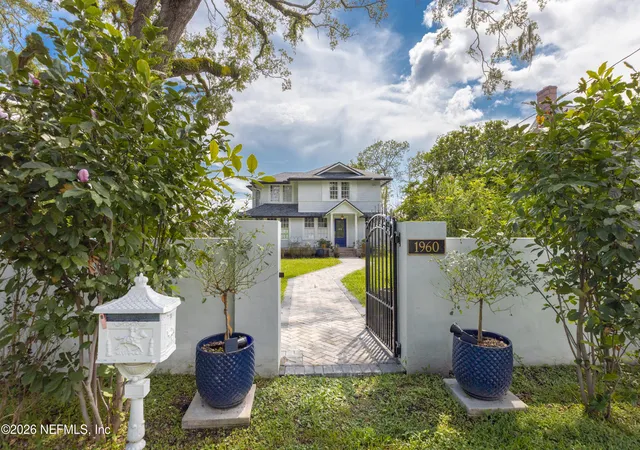 Photo 2 of Single family home for sale at 1960 Morningside St, Jacksonville, FL 32205 | MLS# 2160454 | Listing updated on 2026-09-10