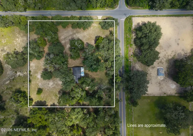 Photo 4 of Manufactured home for sale at 101 W Strickland Rd, Interlachen, FL 32148 | MLS# 2160240 | Listing updated on 2026-10-09