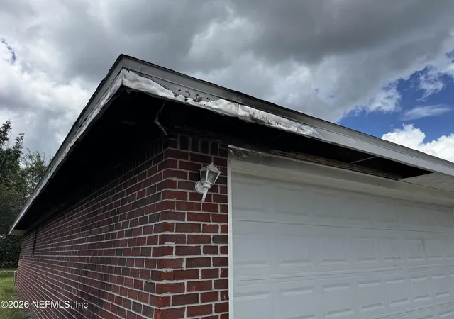Photo 3 of Single family home for sale at 1288 W Summit Oaks Dr, Jacksonville, FL 32221 | MLS# 2164328 | Listing updated on 2026-09-10