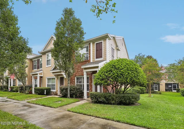 Photo 3 of Sale Pending at 8109 Summer Palm Ct, Jacksonville, FL 32256 | MLS# 2163101 | Listing updated on 2026-09-21