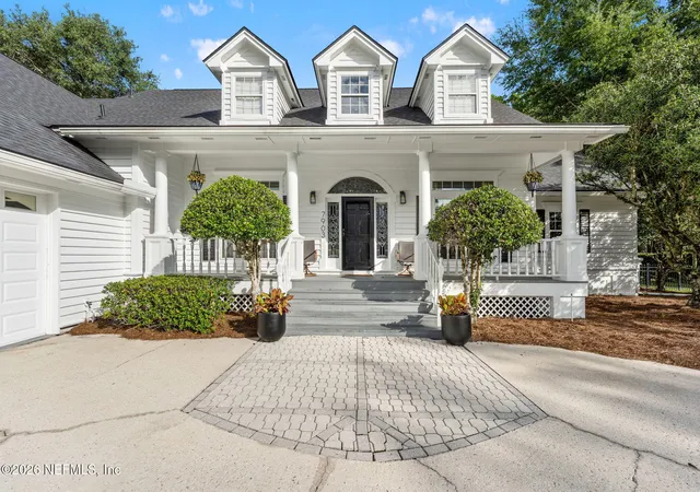 Photo 4 of Single family home for sale at 7903 Vineyard Lake Rd N, Jacksonville, FL 32256 | MLS# 2160559 | Listing updated on 2026-09-10