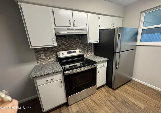 Photo 2 of Single family home for sale at 3082 Parental Home Rd, Jacksonville, FL 32216 | MLS# 2160808 | Listing updated on 2026-09-23
