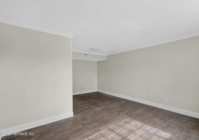 Listing Photo 5 - Condo for sale in building located at 4801 Windrush Ln, Jacksonville, FL 32217 - Unit #A2A