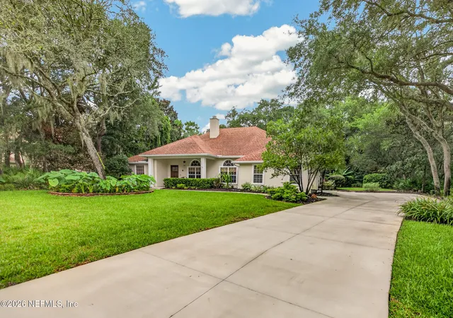Single family home for sale at 844 White Eagle Cir, Saint Augustine, FL 32086 | MLS# 2164896