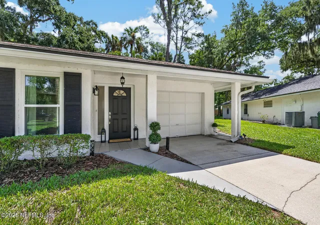 Photo 3 of Single family home for sale at 601 Citrus Ct, Ponte Vedra Beach, FL 32082 | MLS# 2162830 | Listing updated on 2026-09-21