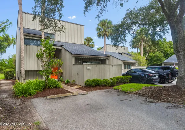 Photo 2 of Condo for sale at 10017 Sawgrass Dr E, Ponte Vedra Beach, FL 32082 | MLS# 2163892 | Listing updated on 2026-09-15