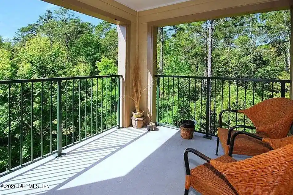 Listing Photo 1 - Condo for sale in 7800 Pt Mdws Dr located at 7800 Pt Mdws Dr, Jacksonville, FL 32256 - Unit #332