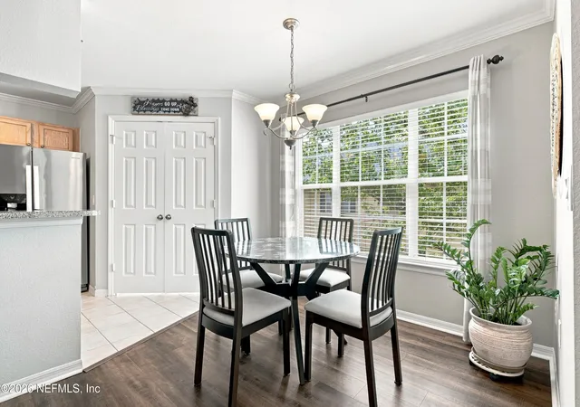 Listing Photo 4 - Condo for sale in building located at 7800 Pt Mdws Dr, Jacksonville, FL 32256 - Unit #332
