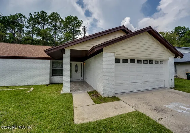 Photo 3 of Single family home for sale at 2040 Deer Run Trl, Jacksonville, FL 32246 | MLS# 2166207 | Listing updated on 2026-10-08
