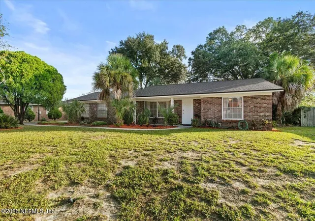Single family home for sale at 186 Foxridge Rd, Orange Park, FL 32065 | MLS# 2161603