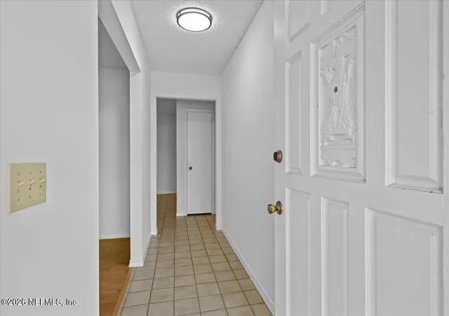 Photo 4 of Single family home for sale at 186 Foxridge Rd, Orange Park, FL 32065 | MLS# 2161603 | Listing updated on 2026-09-17