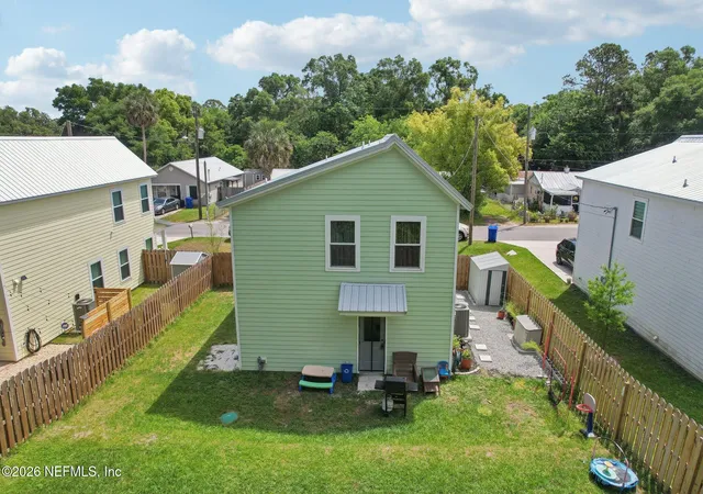 Photo 3 of Single family home for sale at 515 S Woodlawn St, Saint Augustine, FL 32084 | MLS# 2162901 | Listing updated on 2026-09-14