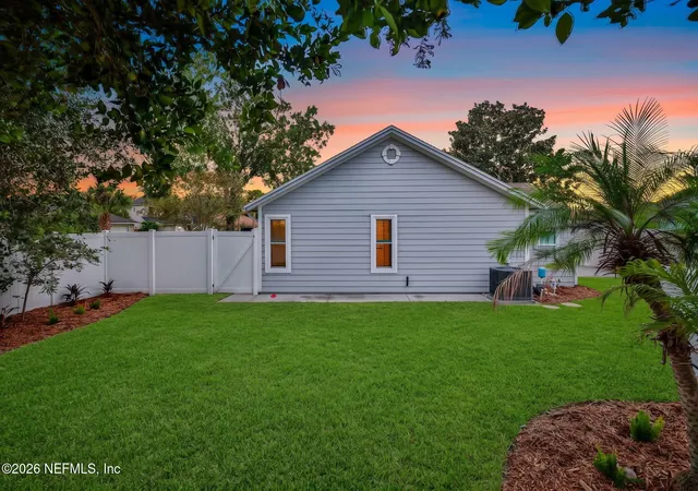 Photo 4 of Single family home for sale at 1897 Ocean Pond Dr, Jacksonville Beach, FL 32250 | MLS# 2163289 | Listing updated on 2026-09-18