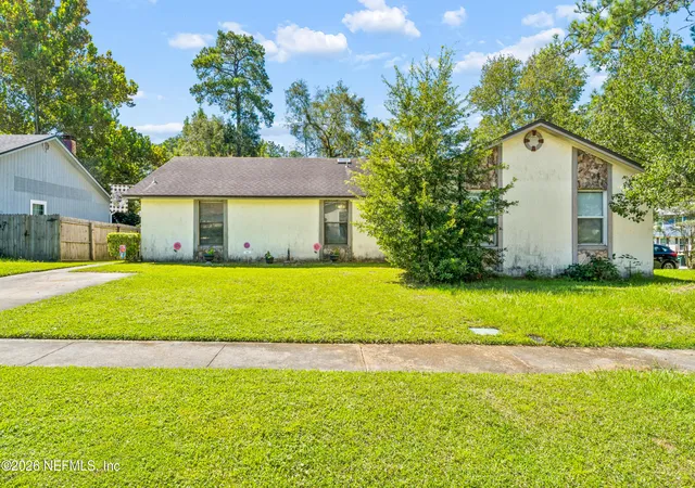 Photo 1 of Sale Pending at 8812 Cavender Dr, Jacksonville, FL 32216 | MLS# 2162514 | Listing updated on 2026-09-18