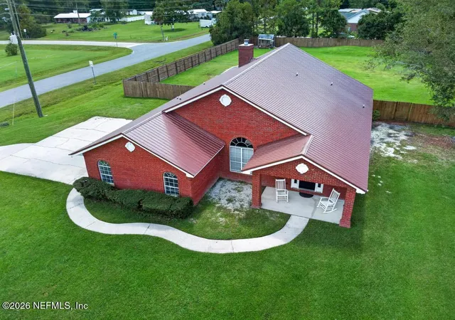 Single family home for sale at 54341 Plantation Rd, Callahan, FL 32011 | MLS# 2163689
