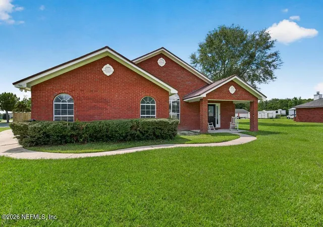 Photo 2 of Single family home for sale at 54341 Plantation Rd, Callahan, FL 32011 | MLS# 2163689 | Listing updated on 2026-09-20