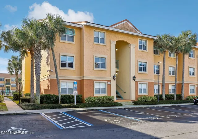Photo 2 of Condo for sale at 200 Laguna Villas Blvd #C21, Jacksonville Beach, FL 32250 | MLS# 2162943 | Listing updated on 2026-09-01