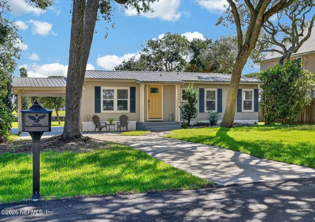 Photo 2 of Sale Pending at 6302 Gomez Rd, Saint Augustine, FL 32080 | MLS# 2163500 | Listing updated on 2026-09-09