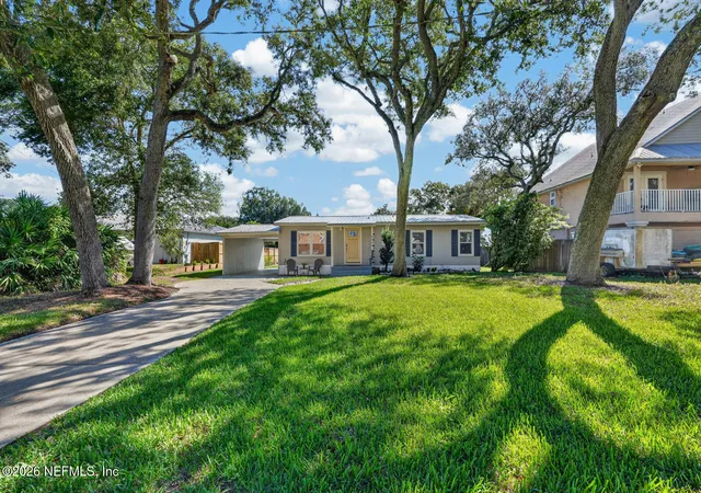 Photo 4 of Sale Pending at 6302 Gomez Rd, Saint Augustine, FL 32080 | MLS# 2163500 | Listing updated on 2026-09-09
