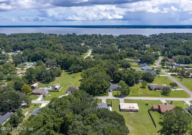 Photo 3 of Single family home for sale at 6436 Bahaia Rd, Fleming Island, FL 32003 | MLS# 2162942 | Listing updated on 2026-09-17