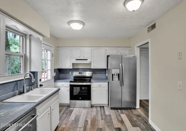 Photo 3 of Single family home for sale at 4054 Sabel Dr, Jacksonville, FL 32277 | MLS# 2162788 | Listing updated on 2026-09-07