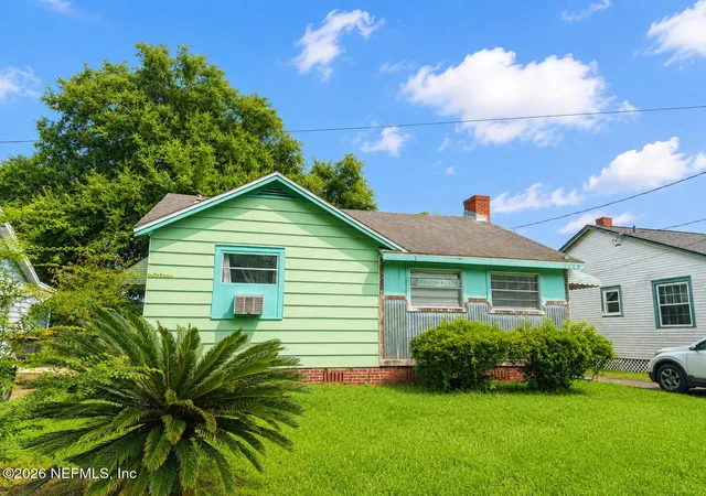 Photo 2 of Single family home for sale at 5323 Sunderland Rd, Jacksonville, FL 32210 | MLS# 2163043 | Listing updated on 2026-09-11