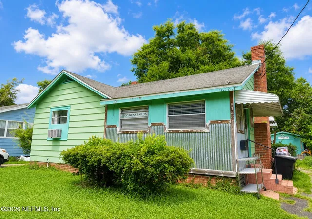 Photo 3 of Single family home for sale at 5323 Sunderland Rd, Jacksonville, FL 32210 | MLS# 2163043 | Listing updated on 2026-09-11