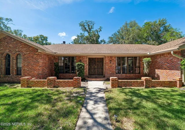 Photo 3 of Single family home for sale at 4134 Whispering Oaks Dr E, Jacksonville, FL 32277 | MLS# 2163686 | Listing updated on 2026-09-07