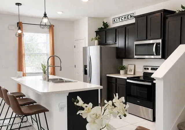Photo 3 of Townhouse for sale at 4920 Earthshine Rd, Jacksonville, FL 32256 | MLS# 2163301 | Listing updated on 2026-09-03