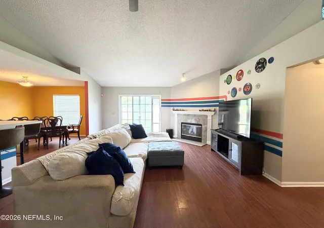 Photo 3 of Single family home for sale at 1634 Spring Oaks Ln, Jacksonville, FL 32221 | MLS# 2162971 | Listing updated on 2026-09-02