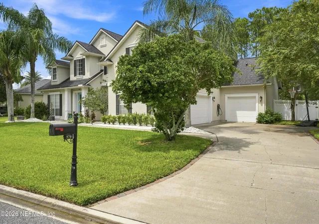 Photo 3 of Sale Pending at 570 Saddlestone Dr, Saint Johns, FL 32259 | MLS# 2163155 | Listing updated on 2026-09-18