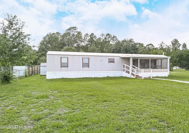 Photo 3 of Manufactured home for sale at 11824 Faye Rd, Macclenny, FL 32063 | MLS# 2162784 | Listing updated on 2026-09-09