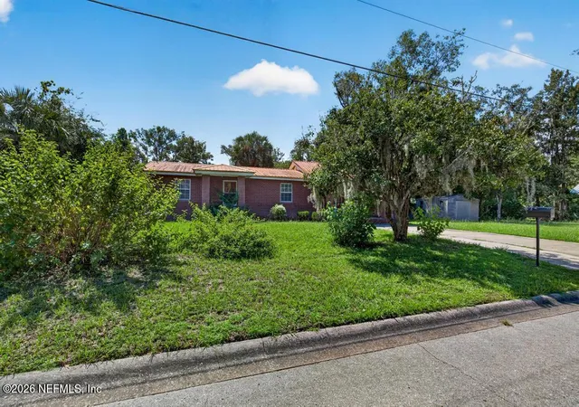 Photo 3 of Single family home for sale at 615 Walburg St, Green Cove Springs, FL 32043 | MLS# 2162839 | Listing updated on 2026-09-07