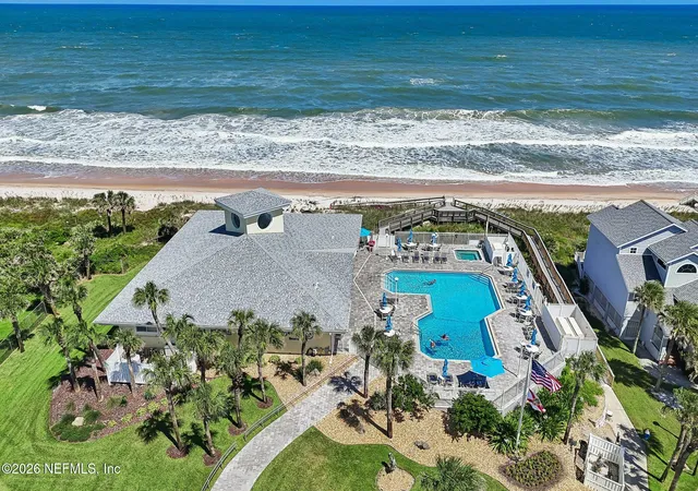Photo 2 of Single family home for sale at 2 Bristol Dr, Palm Coast, FL 32137 | MLS# 2163526 | Listing updated on 2026-10-04