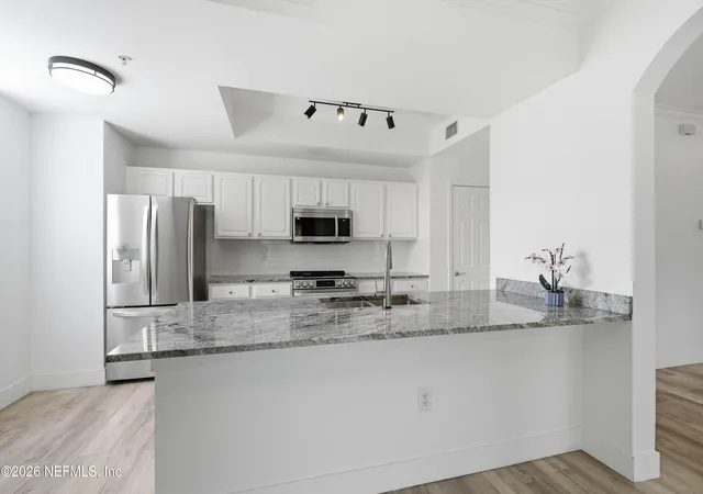 Photo 3 of Condo for sale at 10075 Gate Pkwy #701, Jacksonville, FL 32246 | MLS# 2164507 | Listing updated on 2026-09-23