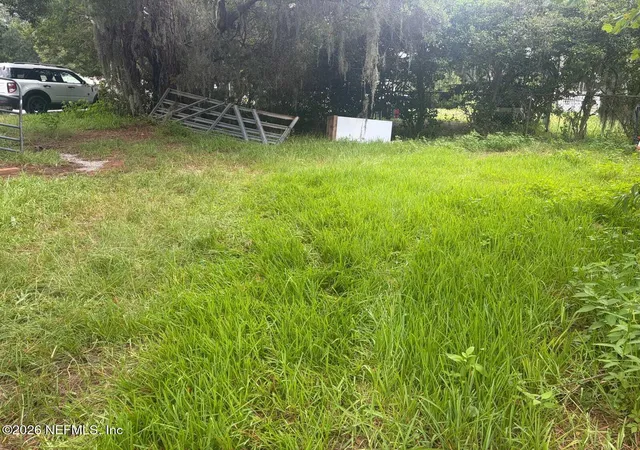 Photo 3 of Sale Pending at 2885 Stratton Blvd, Saint Augustine, FL 32084 | MLS# 2162864 | Listing updated on 2026-09-04