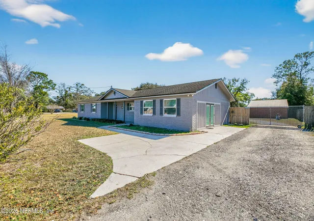 Photo 4 of Single family home for sale at 8294 Collins Rd, Jacksonville, FL 32244 | MLS# 2162867 | Listing updated on 2026-09-02