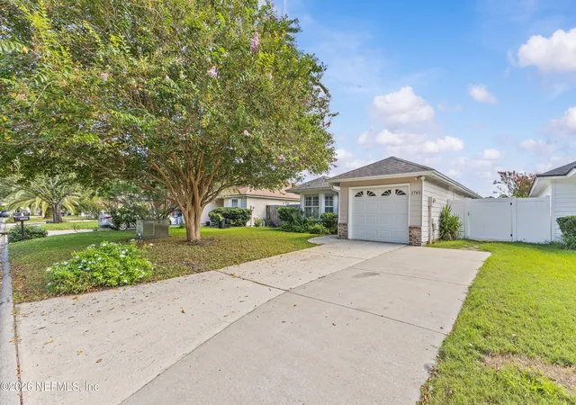 Photo 2 of Single family home for sale at 1705 Ashmore Green Dr, Jacksonville, FL 32246 | MLS# 2163247 | Listing updated on 2026-09-12