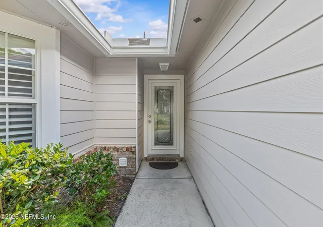 Photo 3 of Single family home for sale at 1705 Ashmore Green Dr, Jacksonville, FL 32246 | MLS# 2163247 | Listing updated on 2026-09-12