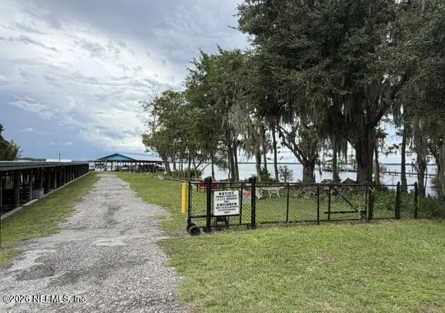 Photo 24 of Manufactured home for sale at 216 Lake Ln, Crescent City, FL 32112 | MLS# 2163929 | Listing updated on 2026-09-15
