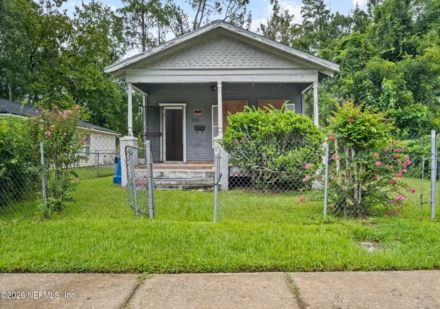 Photo 2 of Single family home for sale at 2117 Tuskegee Rd, Jacksonville, FL 32209 | MLS# 2162941 | Listing updated on 2026-09-01
